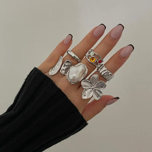 Pearl Blossom – Adjustable Gold Ring