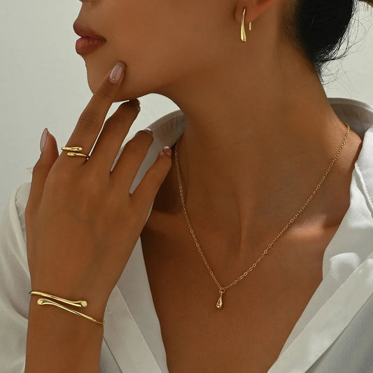 Liora Droplet Silver Set