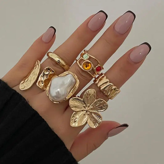Pearl Blossom – Adjustable Gold Ring
