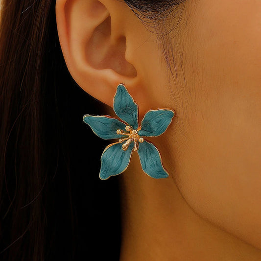 Elegant Bloom Stud Earrings